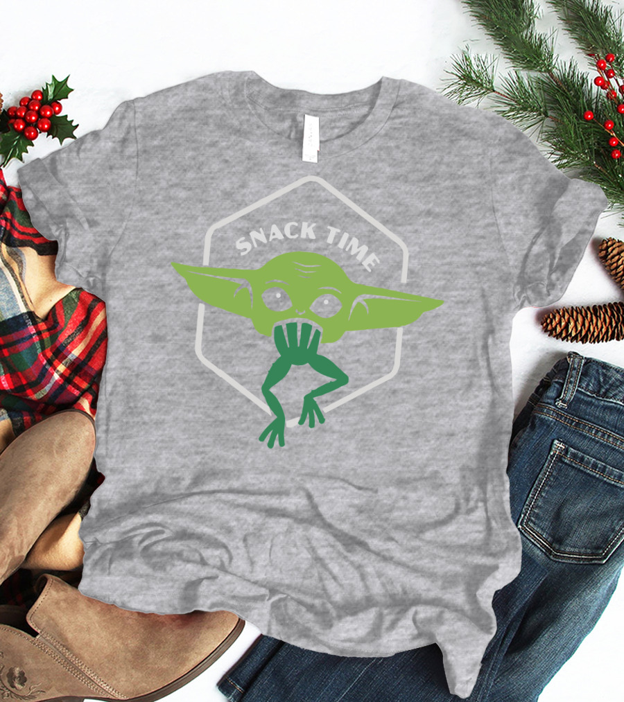 Snack Time The Mandalorian Baby Yoda Eating Frog T-Shirt