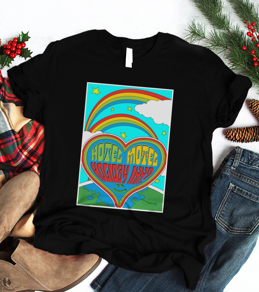 Sarahbaska Hotel Motel Holiday 1973 Rainbow Earth Heart T-Shirt