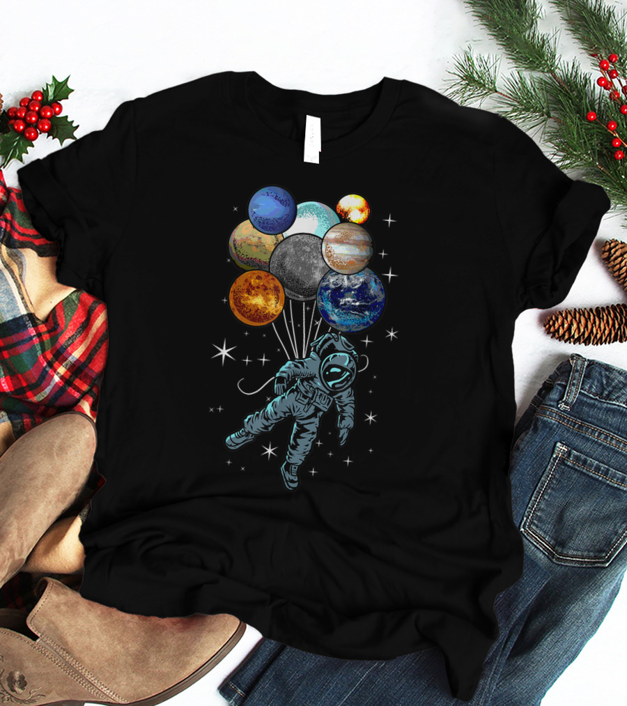 Astronaut Space Funny Spaceman Planets Balloons Moon Nasa Perfect T-Shirt
