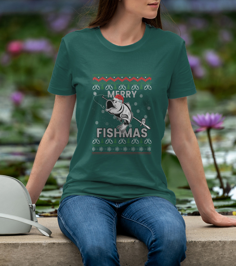 Merry Fishmas Fishing Santa Hat Bass Ugly Christmas T-Shirt
