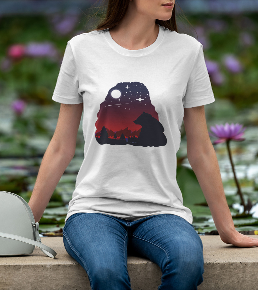 Bear Wildlife Animal Stargazing In Mountain Night Scene T-Shirt