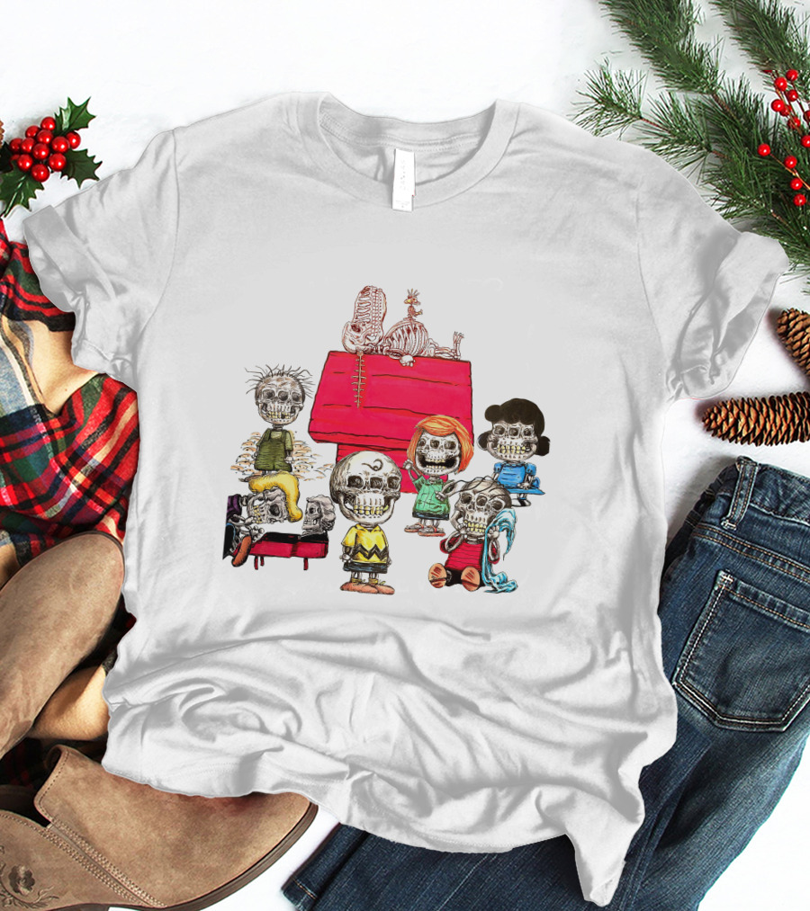 Snoopy Family Halloween Skulls Peanuts Gang T-Shirt