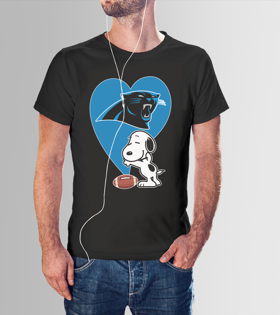 Carolina Panthers Snoopy Football Heart Hug T-Shirt