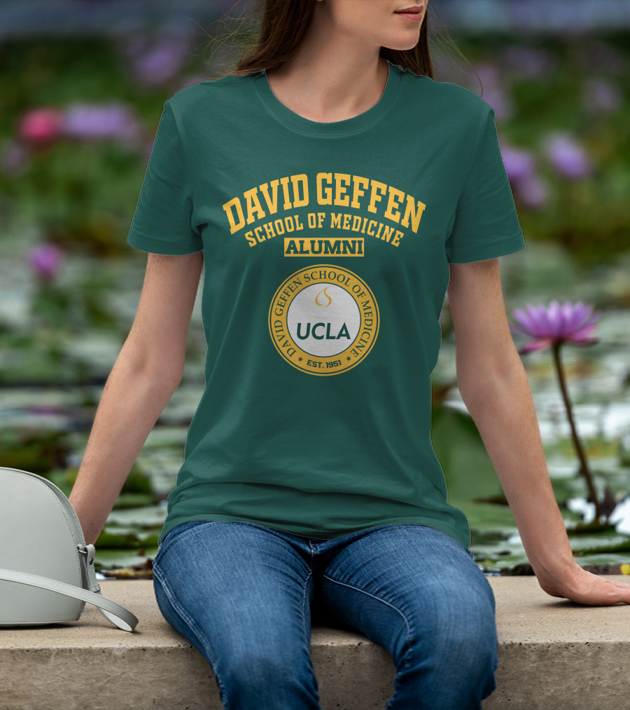 David Geffen School Of Medicine Alumni UCLA Est. 1951 T-Shirt
