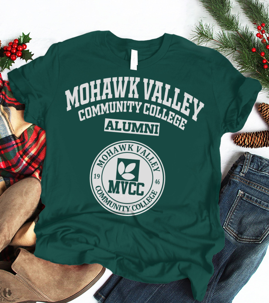 Mohawk Valley Community College Alumni MVCC 1946 T-Shirt