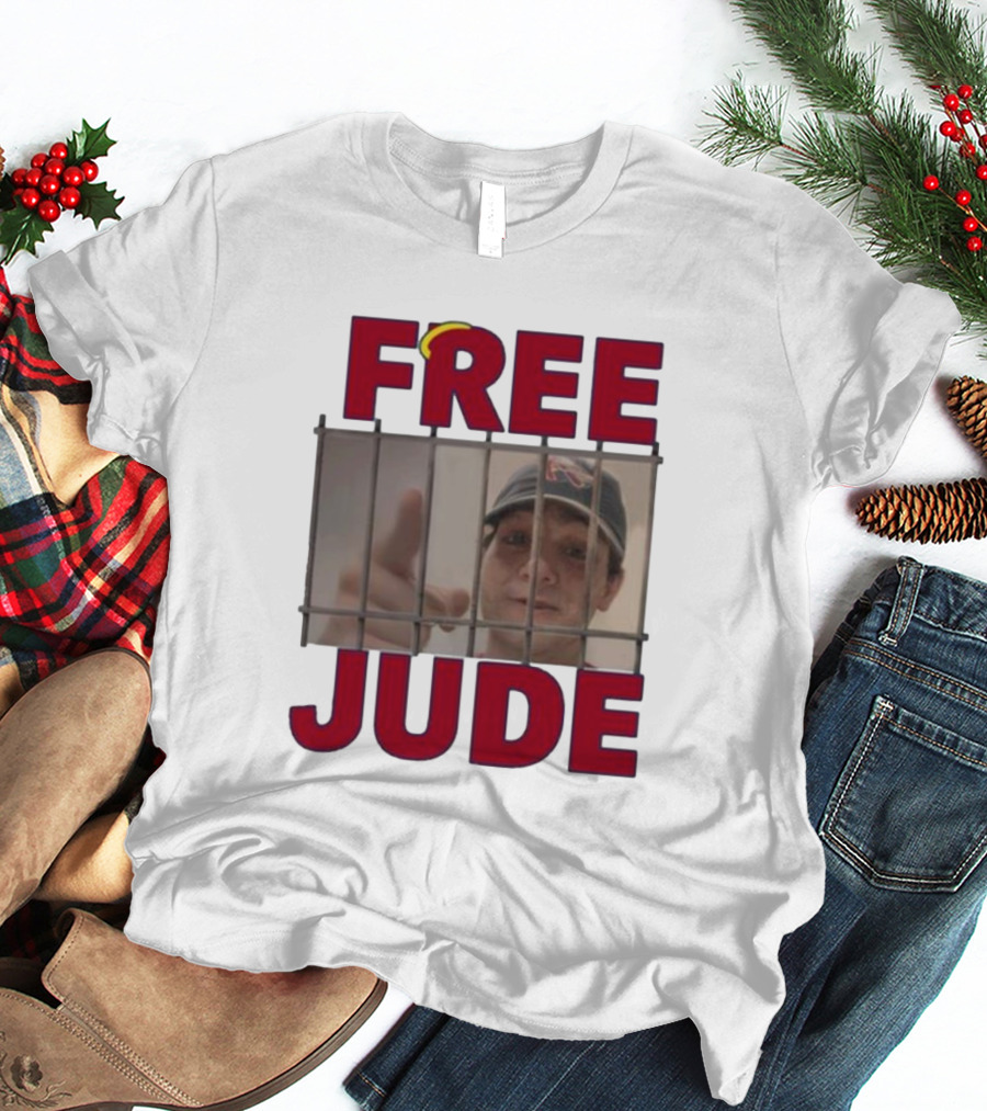 Gohalos Free Jude New Prison Bars Hat Pointing T-Shirt