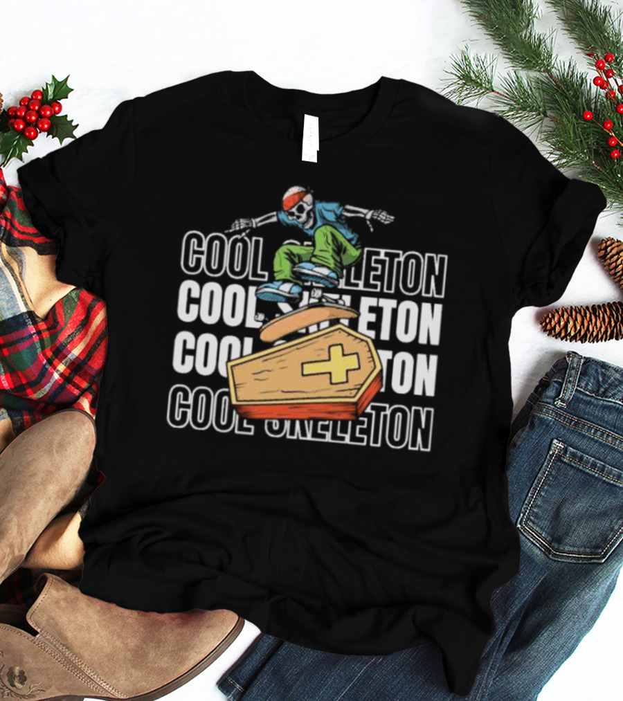 Cool Skeleton Skateboarding Coffin Halloween Jump T-Shirt