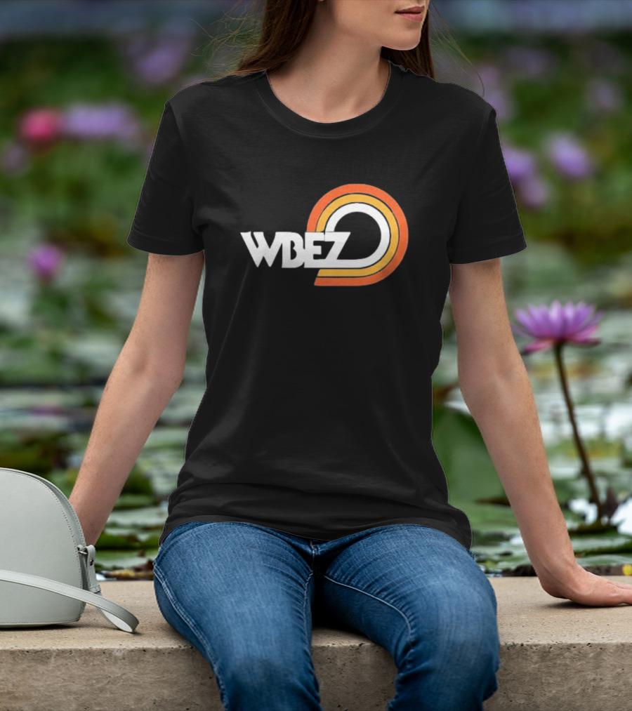 WBEZ Retro Circle T-Shirt