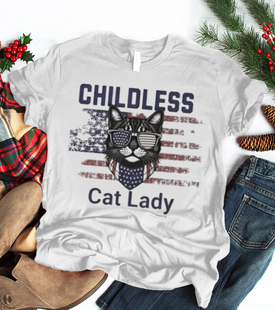 Childless Cat Lady Patriotic American Flag Cat With Sunglasses T-Shirt