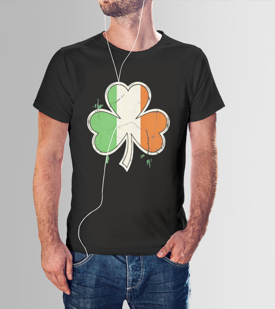St Patrick's Day Shamrock With Italy Flag T-Shirt