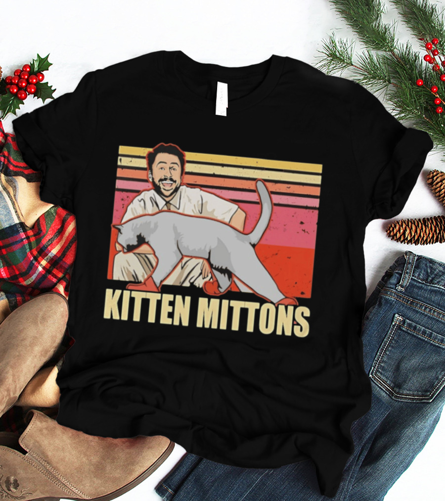 It's Always Sunny In Philadelphia Kitten Mittons T-Shirt