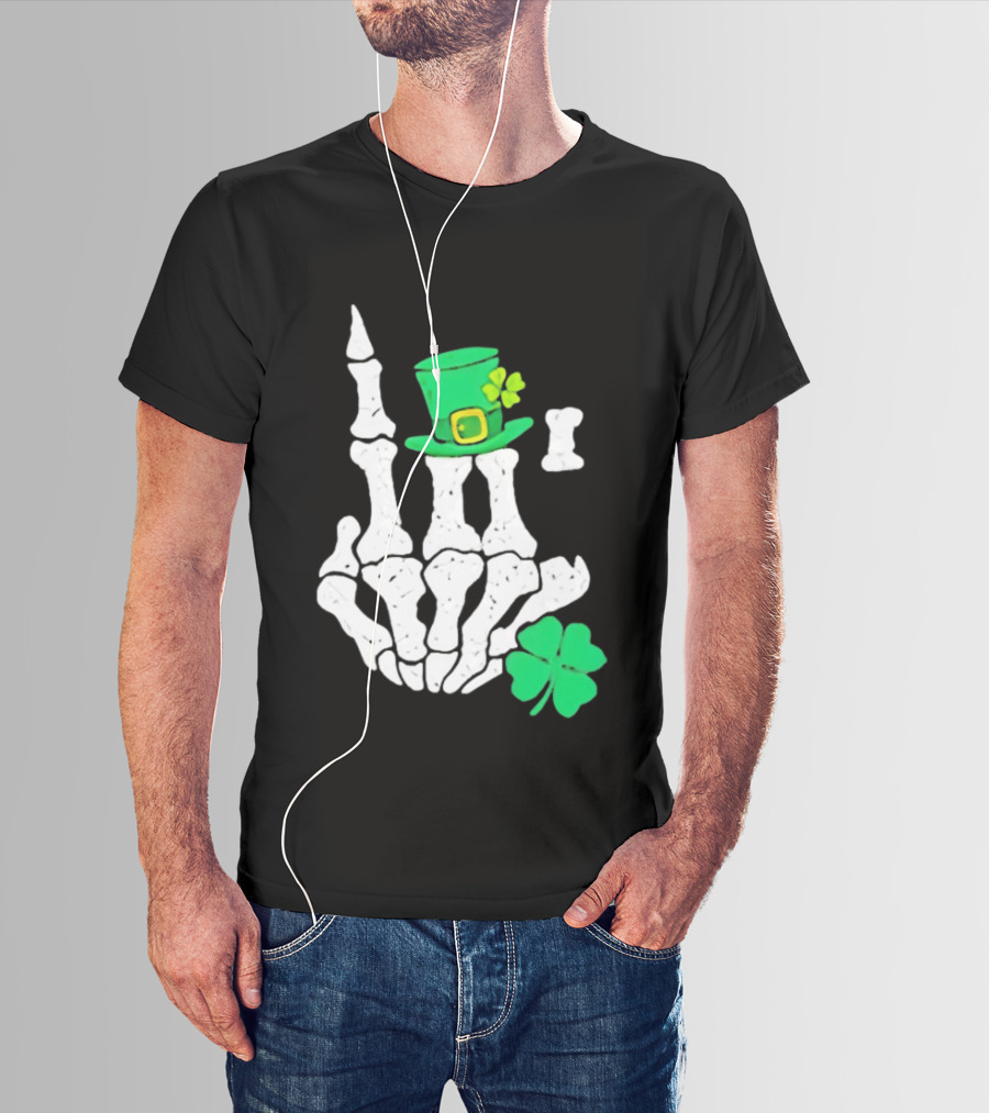 Skeleton Hand With Leprechaun Hat And Shamrock St Patricks Day T-Shirt