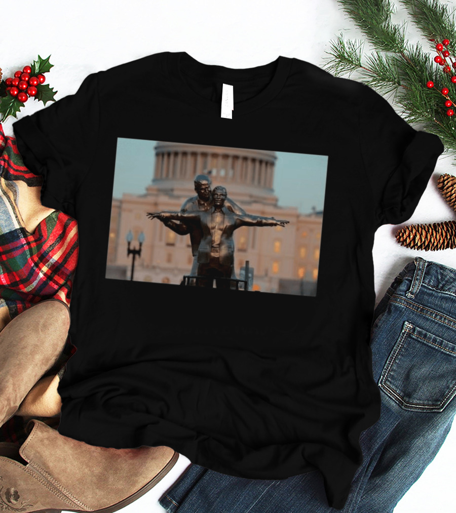 Titanic Trump Epstein Statue At Capitol Building T-Shirt