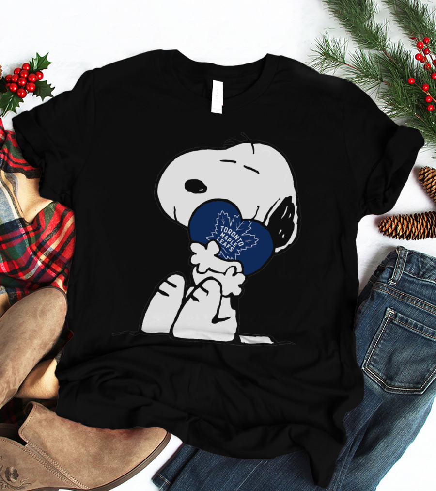 Snoopy Holding Toronto Maple Leafs Heart-Shaped T-Shirt