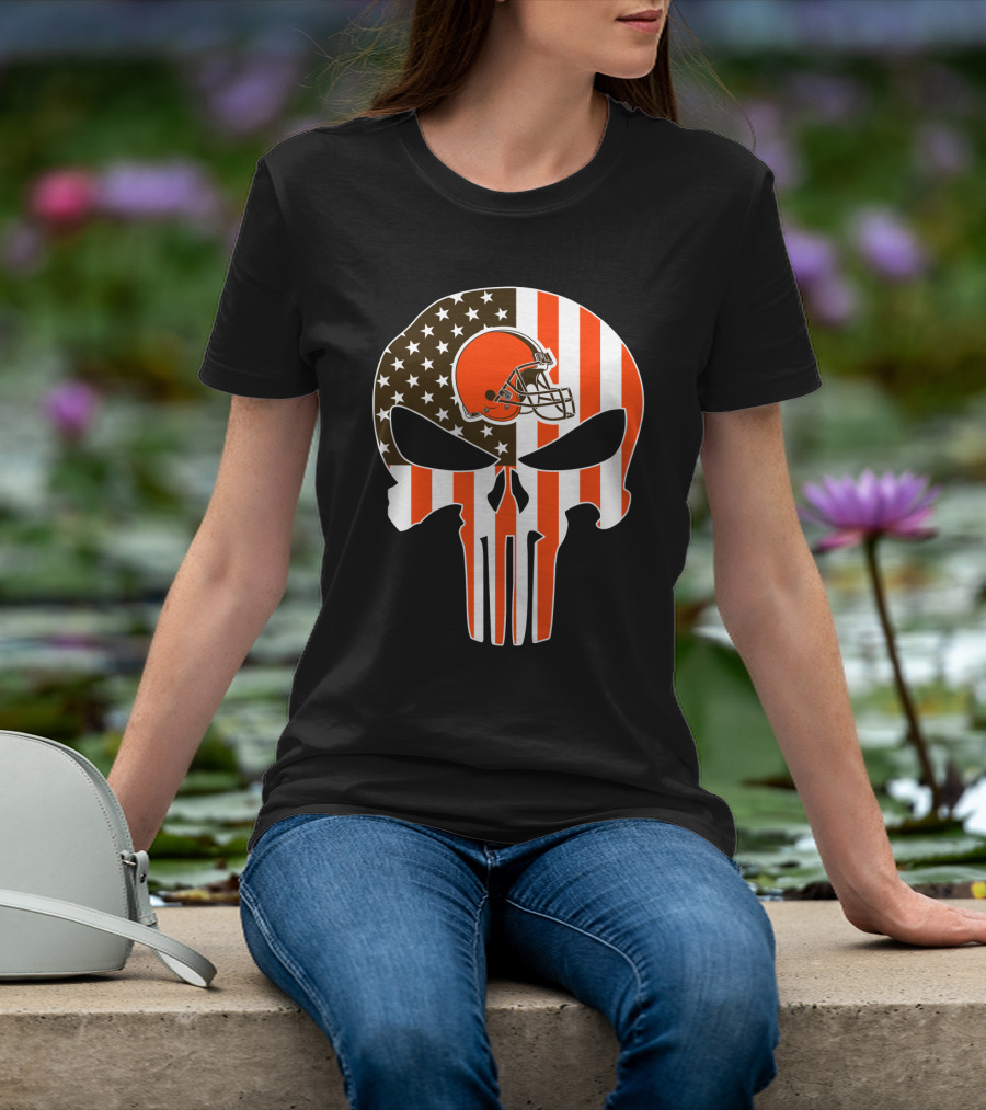 Cleveland Browns Skull American Flag Helmet T-Shirt