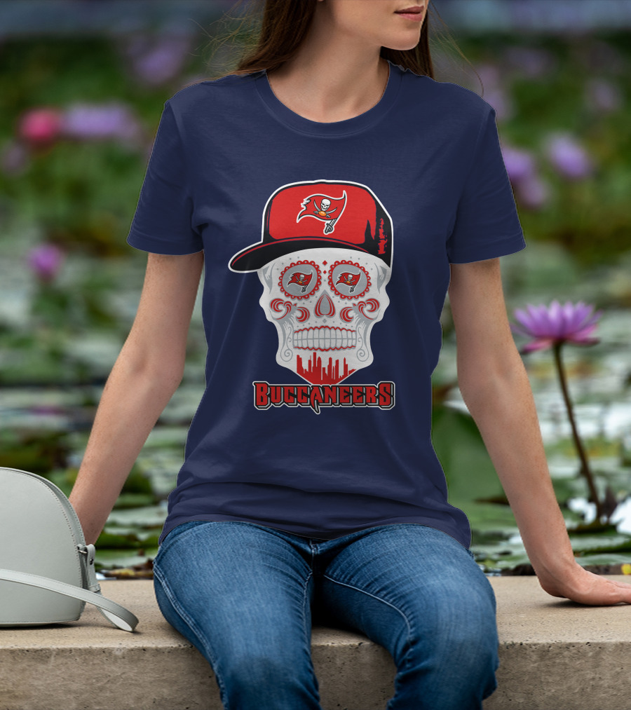 Buccaneers Skull With Hat T-Shirt