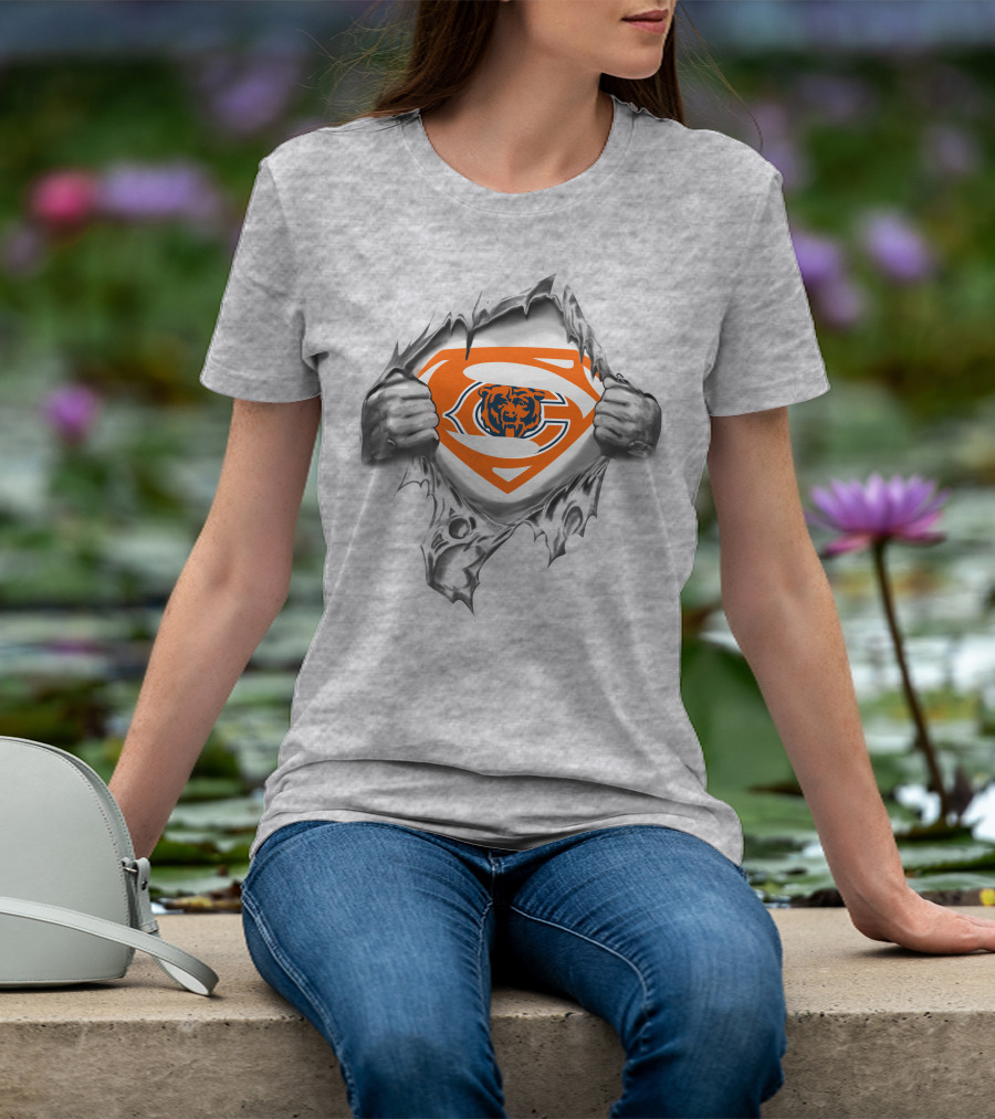 Chicago Bears Superhero Logo Tear T-Shirt