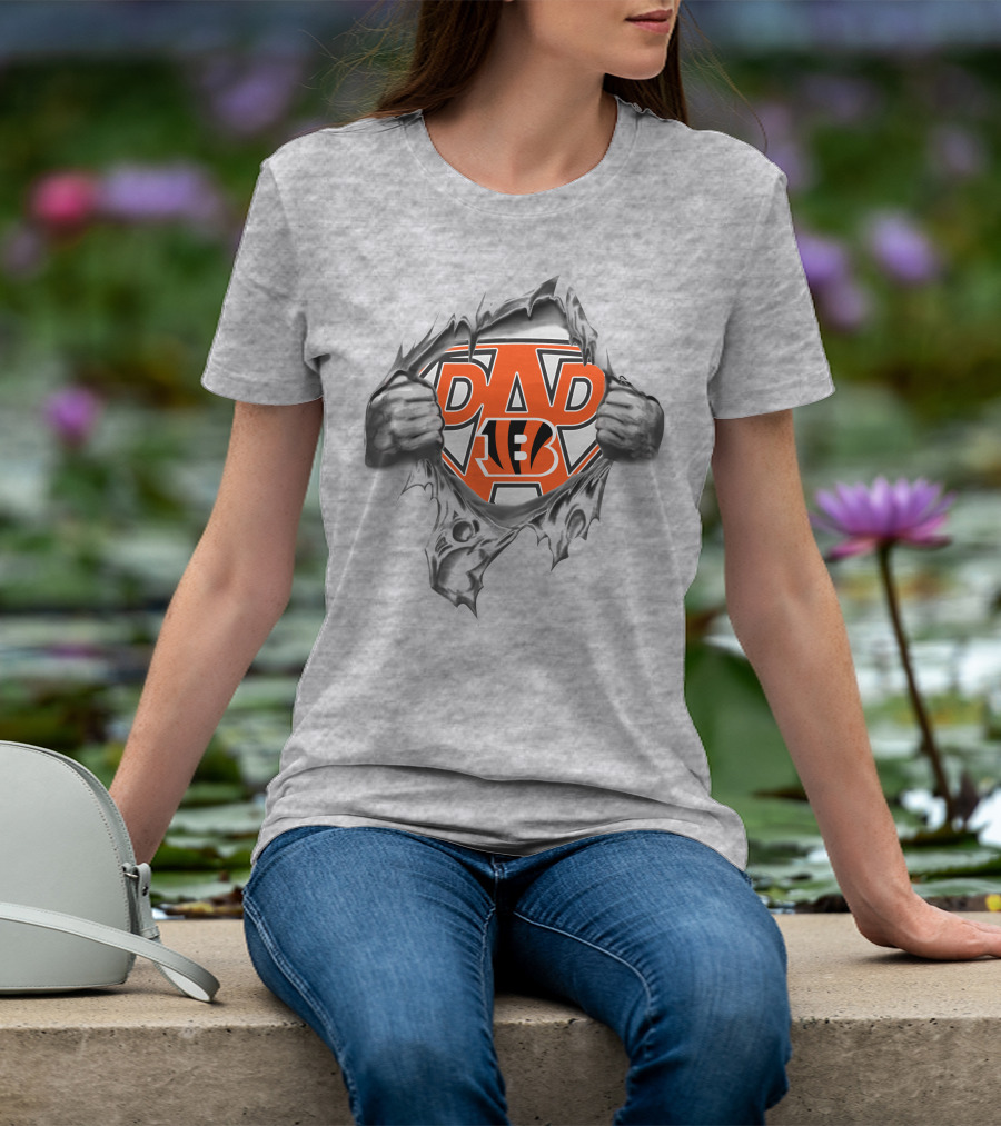 Cincinnati Bengals Super Dad Logo Superman T-Shirt
