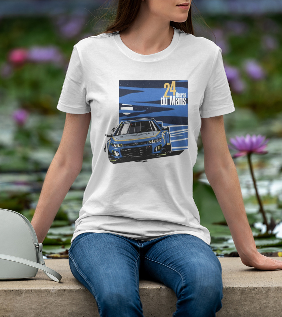 24 Heures Du Mans Racing Car Scene Cam De Bastiani T-Shirt