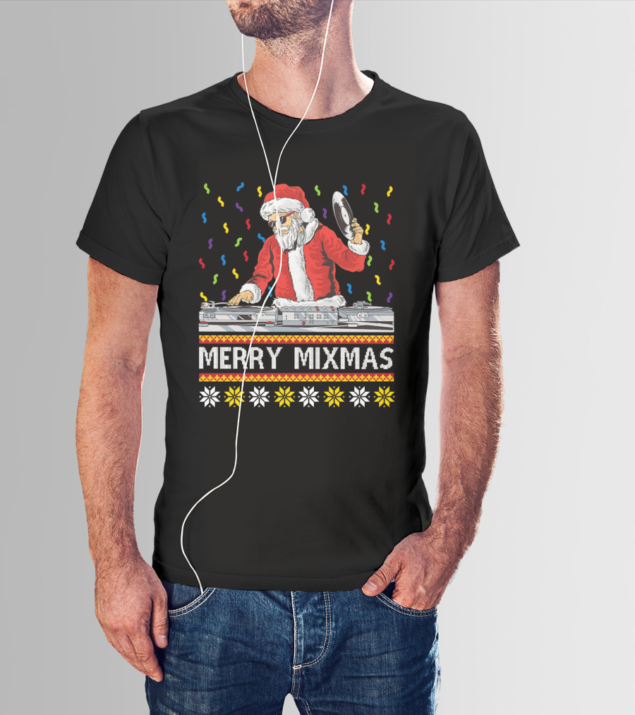 Santa DJ Merry Mixmas Festival DJing With Turntable And Vinyl T-Shirt
