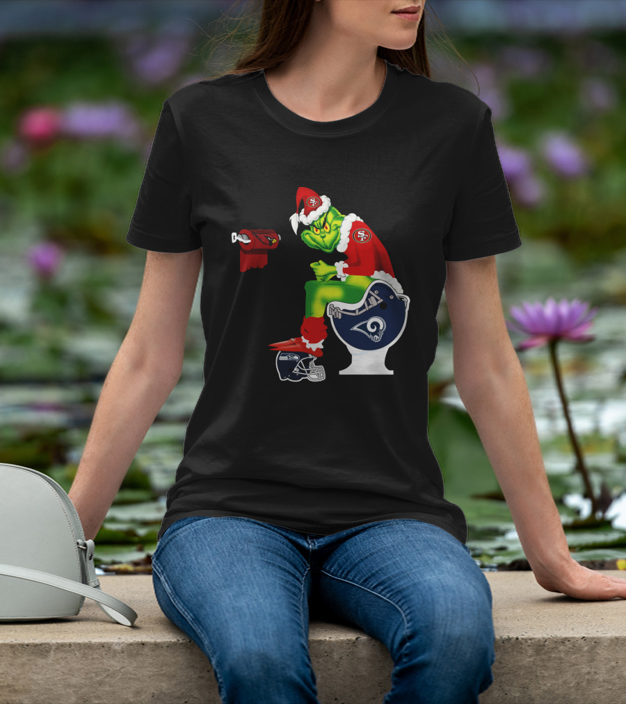 49ers Grinch On Rams Toilet With Cardinals Toilet Paper Seahawks Helmet T-Shirt
