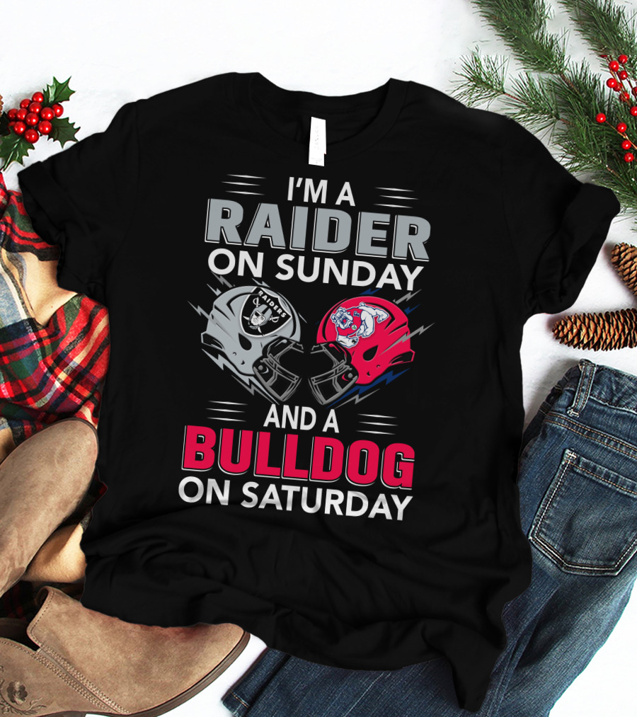 I'm A Raider On Sunday And A Bulldog On Saturday Football Fans Helmets T-Shirt