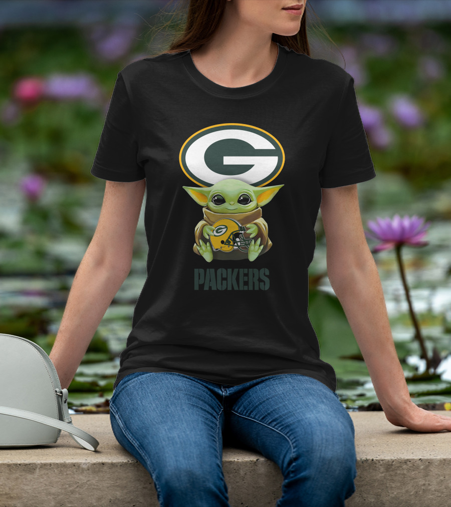 Star Wars Baby Yoda With Green Bay Packers Helmet And Logo Packers T-Shirt