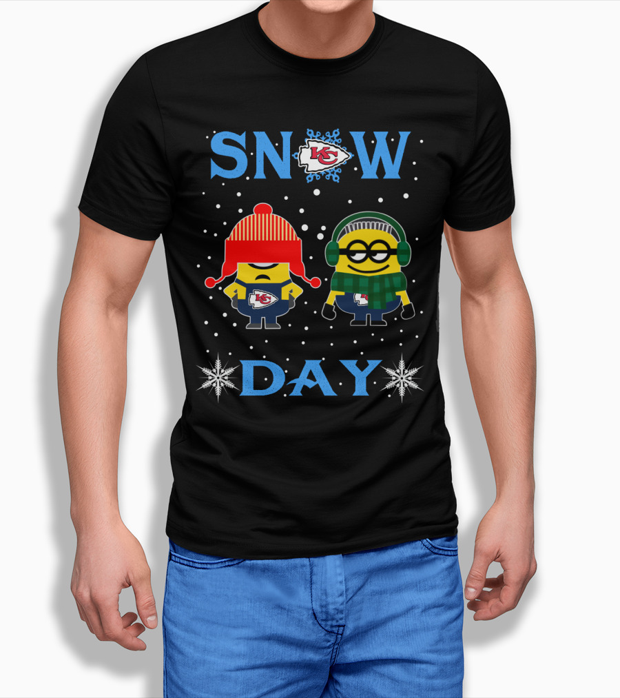 Kansas City Chiefs Snow Day Minions Winter Fun T-Shirt