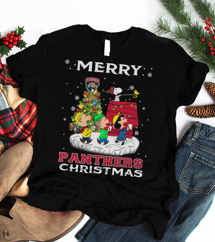 Merry Florida Panthers Christmas With Snoopy And Peanuts Holiday Scene T-Shirt