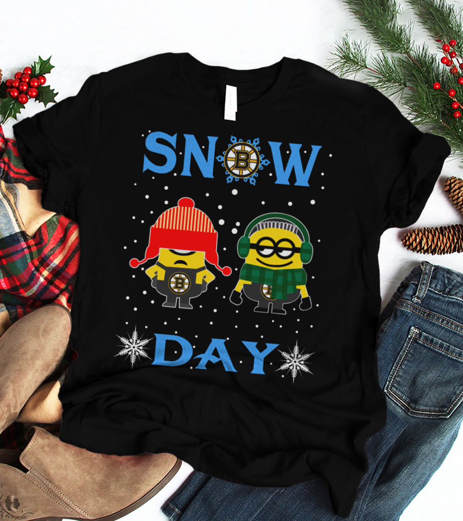 Boston Bruins And Minion Fans Snow Day Winter Fun T-Shirt
