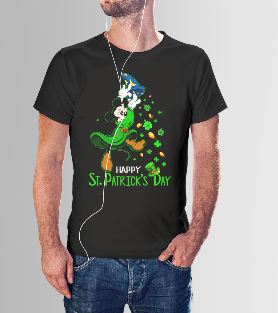 HAPPY ST. PATRICK'S DAY LUCKY CLOVERS MAGIC HAT T-Shirt