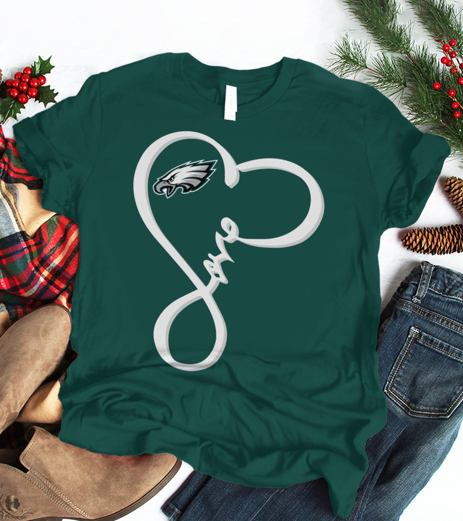 Philadelphia Eagles Love Heart T-Shirt