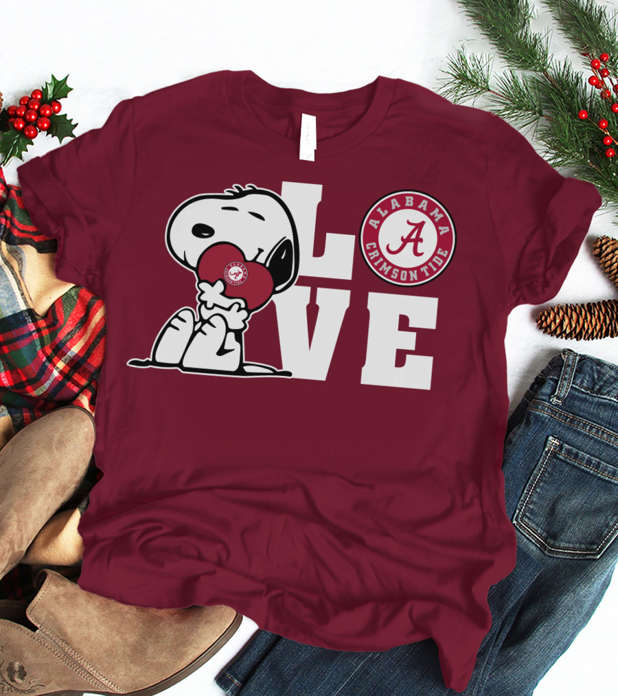 Snoopy Love Alabama Crimson Tide Football T-Shirt