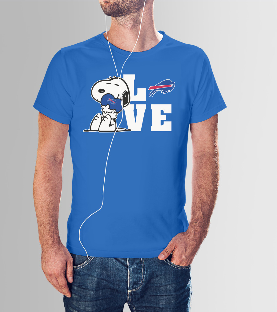 Snoopy Holding Heart Buffalo Bills Love T-Shirt