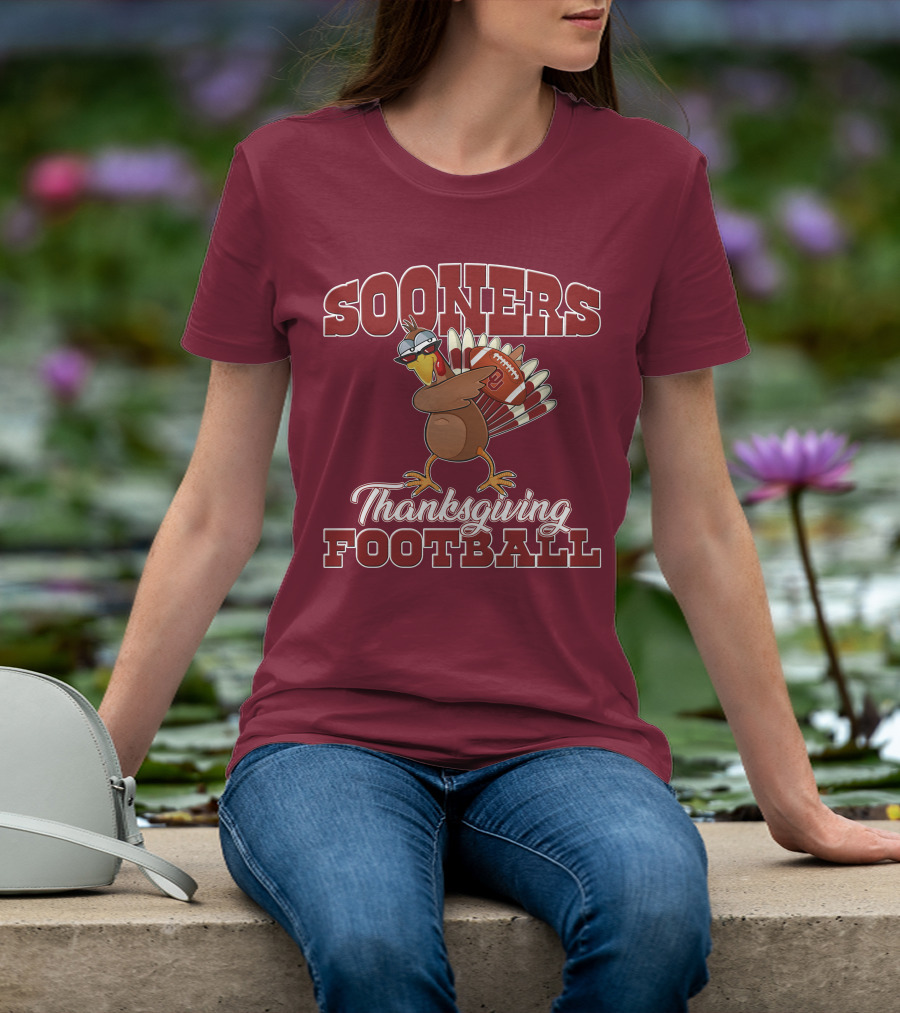 Sooners Thanksgiving Football Turkey In Sunglasses T-Shirt