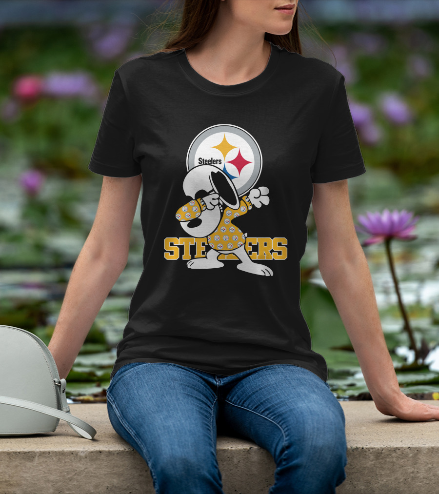 Pittsburgh Steelers Snoopy Dabbing Fan T-Shirt