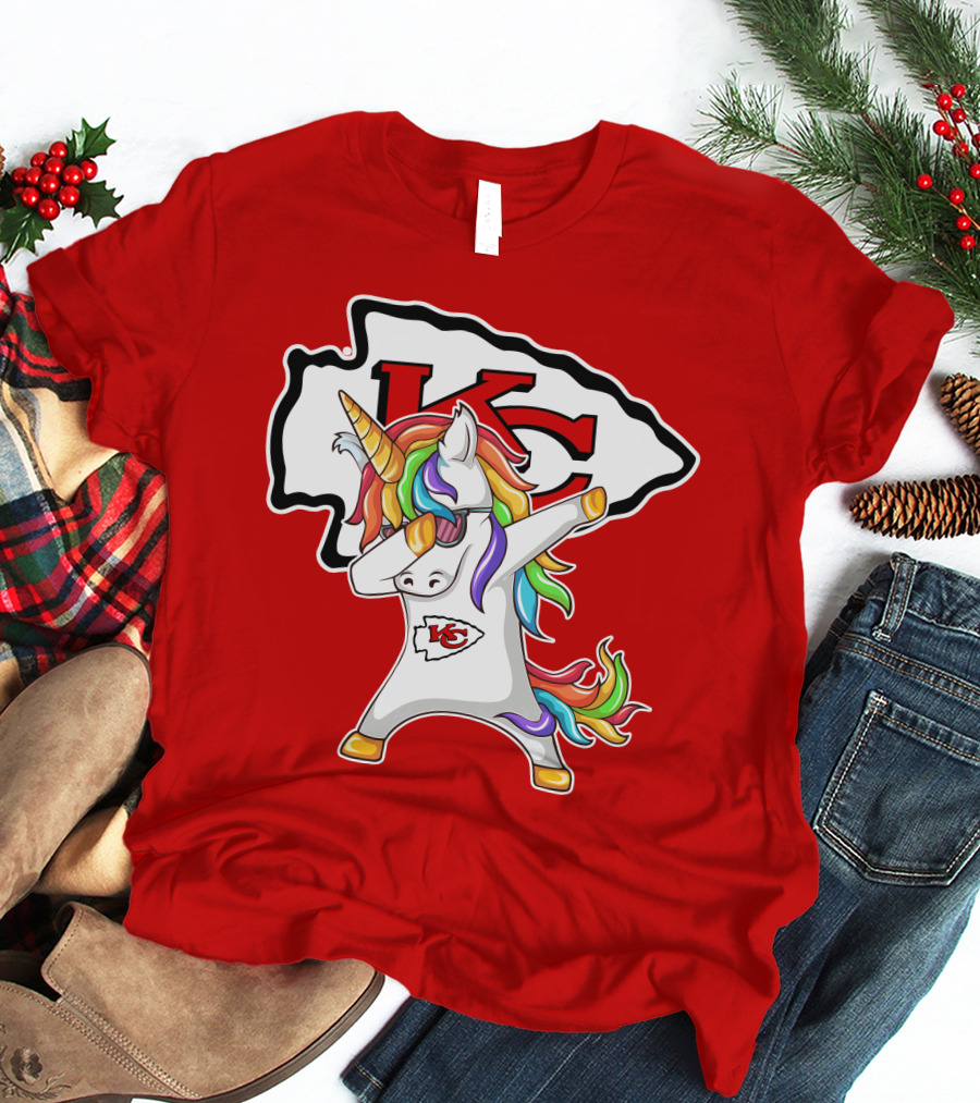 Kansas City Chiefs Unicorn Dabbing KC Logo Rainbow Mane T-Shirt