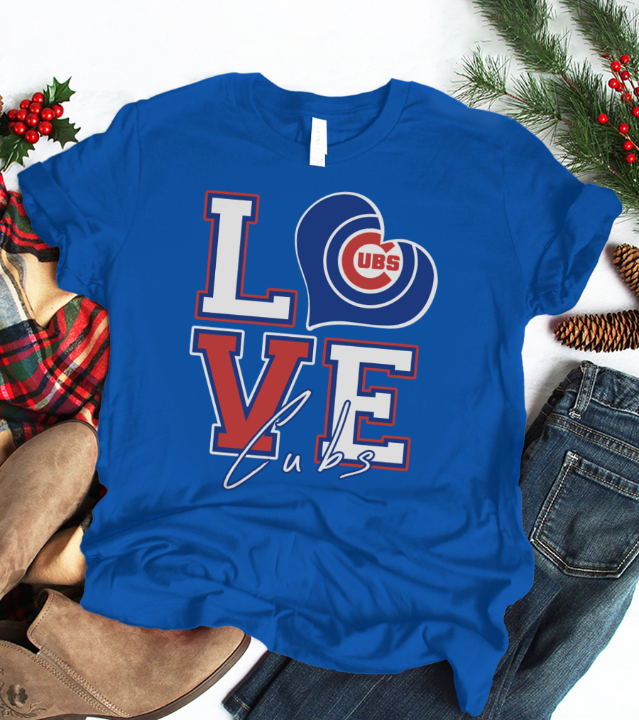 LOVE Cubs Heart Chicago Cubs T-Shirt