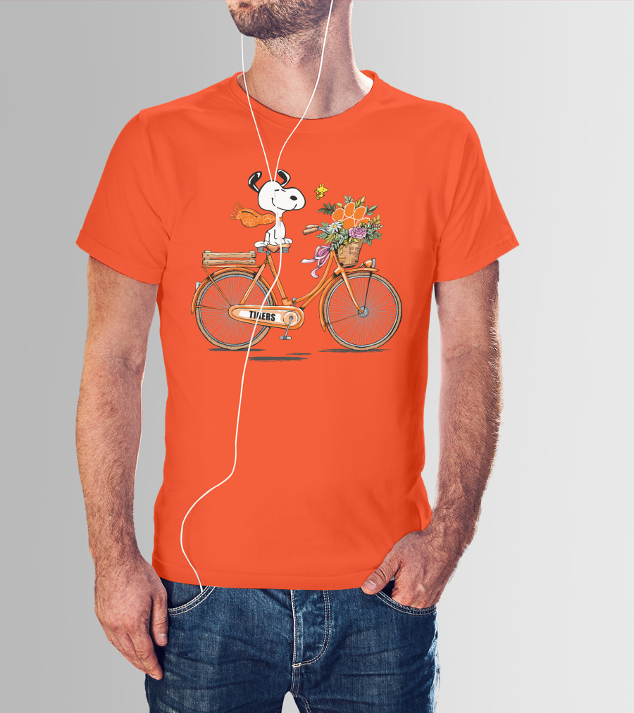 Clemson Tigers Snoopy Woodstock Bicycle Flowers T-Shirt