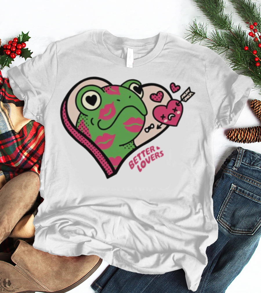 Better Lovers Love Frogs Heart Kisses Fun Graphic T-Shirt