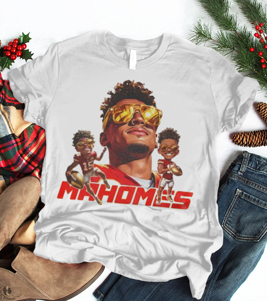 Patrick Mahomes Kansas City Chiefs Football Player Caricature Mahomes 2025 T-Shirt