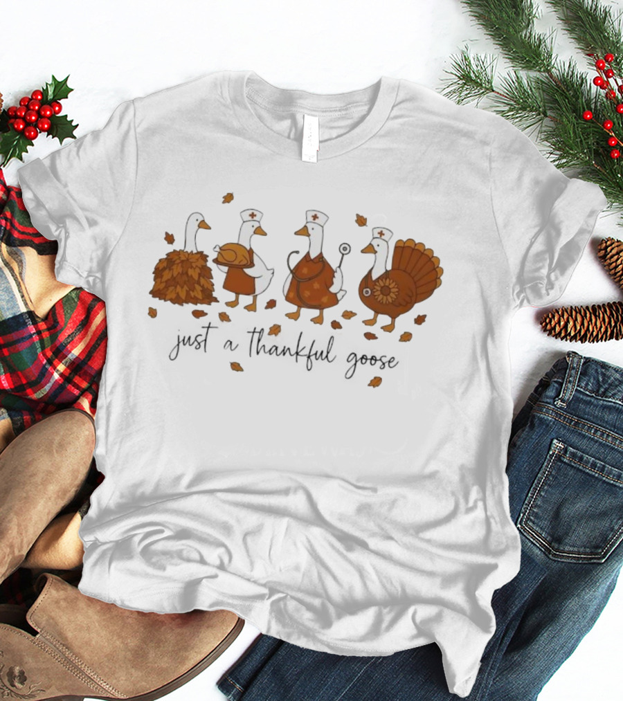 Thanksgiving Nurse Geese Cute Autumn Nurse Goose T-Shirt