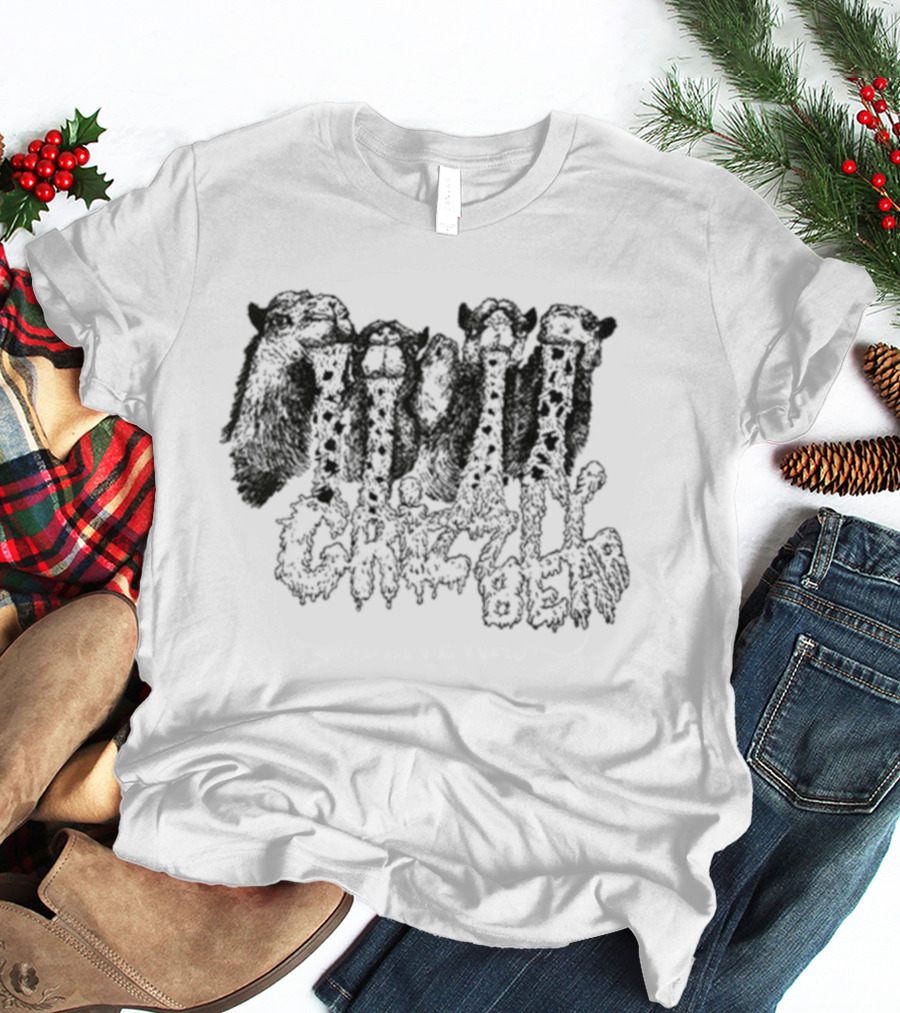 Grizzly Bear Camels Fun Animal Illustration T-Shirt