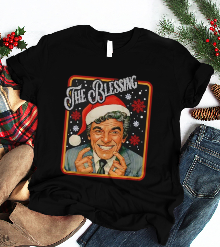Uncle Lewis The Blessing Santa Hat Christmas Vacation Snowflakes T-Shirt
