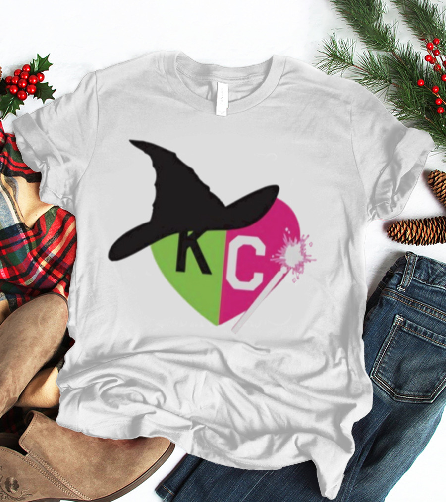 Wicked KC Heart Witch Hat Wand Pink Green Halloween T-Shirt