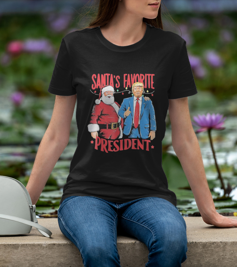 Santa's Favorite President Christmas Light Santa Trump T-Shirt