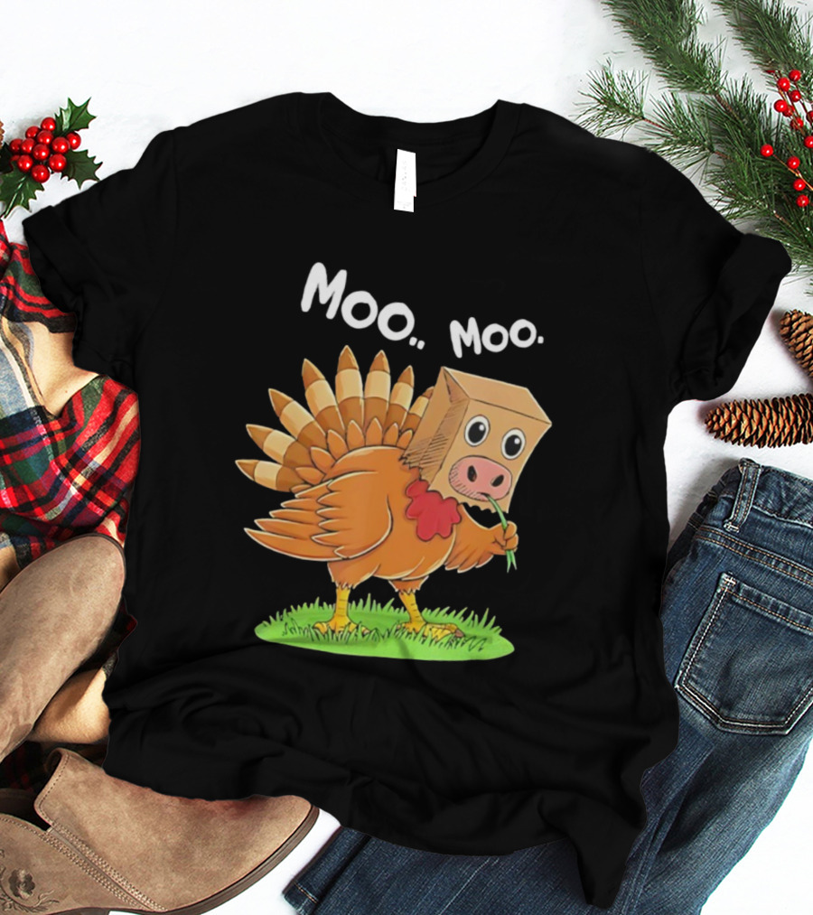 Turkey Cow Moo Moo Thanksgiving Funny T-Shirt