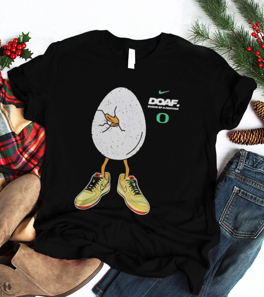 Oregon Football Duck Nike Egg Sneaker Design T-Shirt