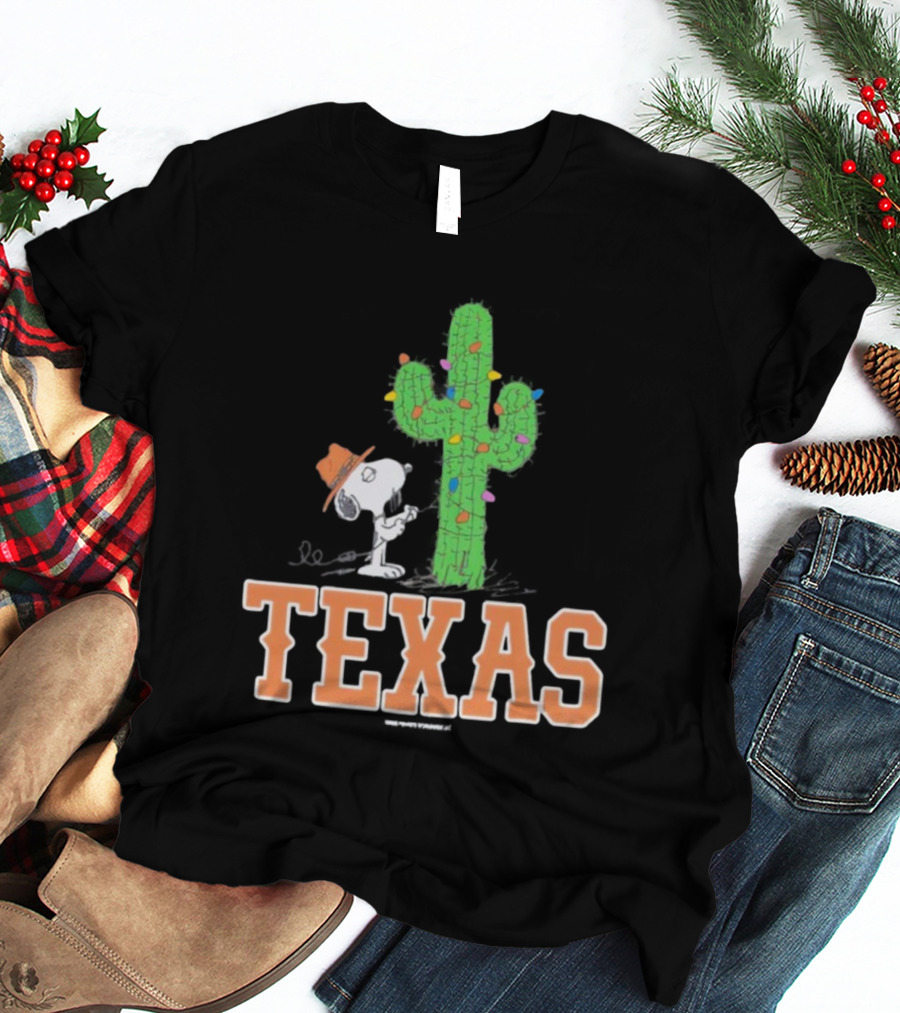 Snoopy Cactus Holiday Christmas Lights Texas T-Shirt