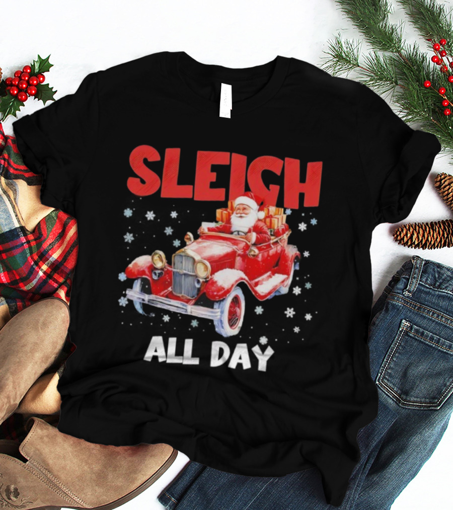 Sleigh Santa Claus Driving Vintage Car Merry Christmas T-Shirt